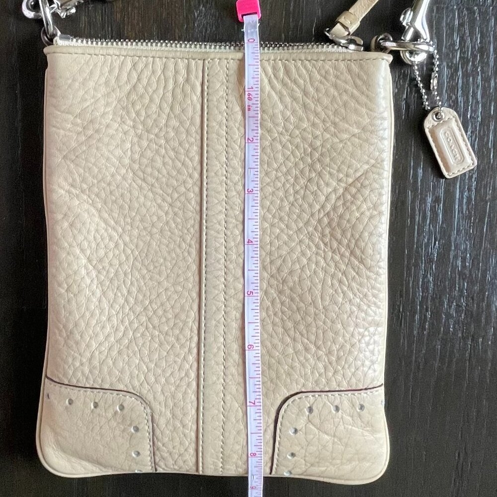 Coach Swingpack Crossbody Messenger Bag No.L05S-9760 - Picture 5 of 15